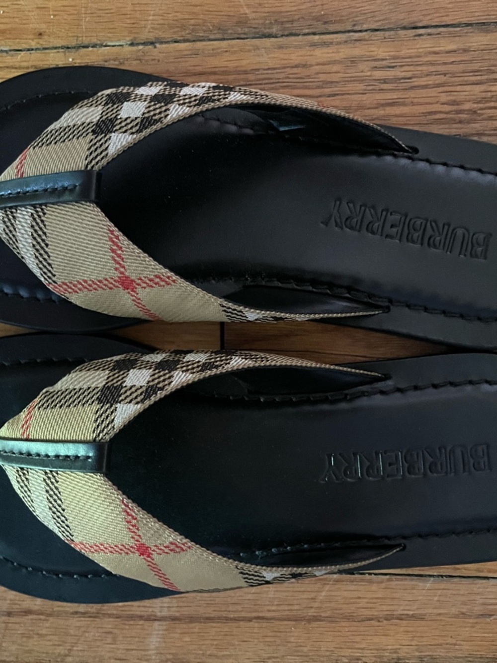 Burberry Black Leather Ballet Flats - Picture 2 of 16